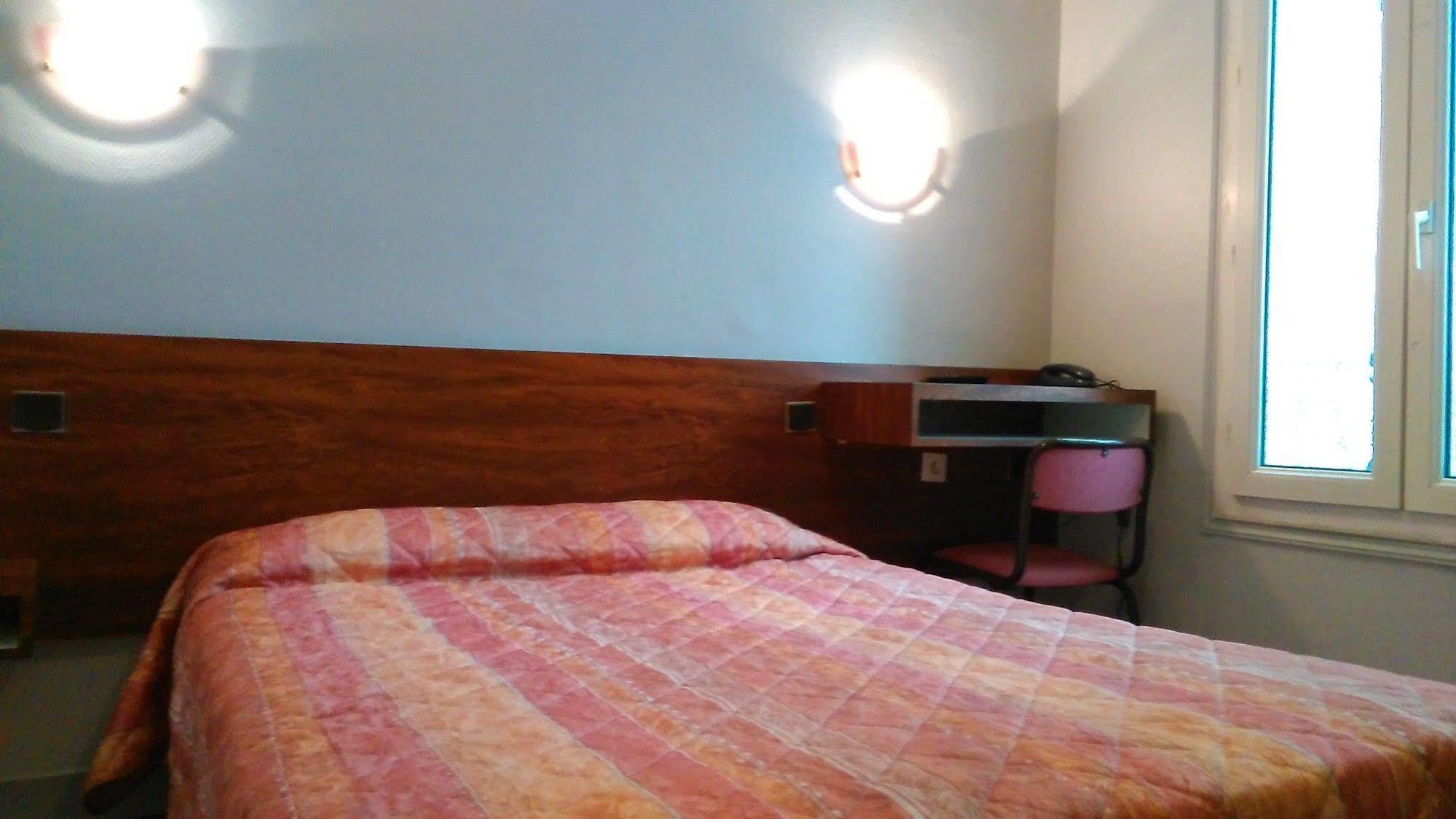 Hotel Cactus Париж Екстер'єр фото